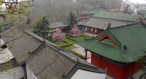 O Templo de Wulongtan! Um santuário taoista com vistas espetaculares e um passado fascinante!