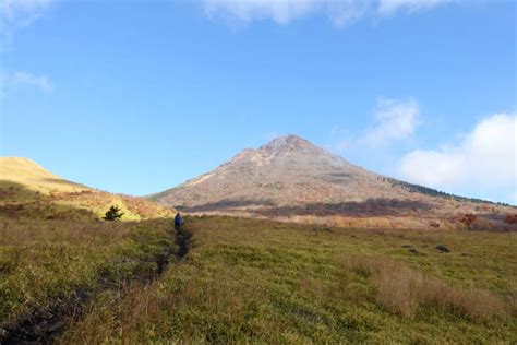 Monte de Yufu, Um Tesouro Escondido com Vistas Deslumbrantes e Caminhos sinuosos!